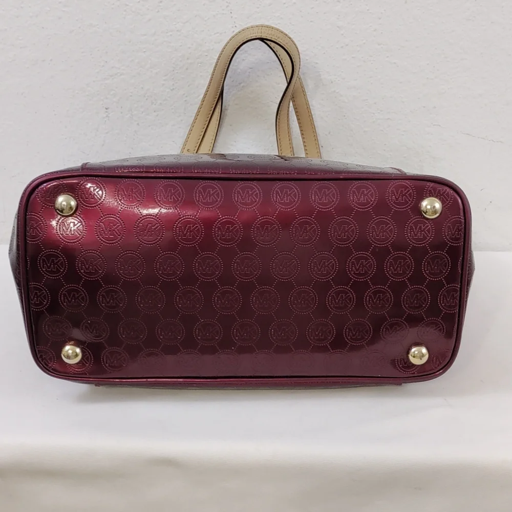 Michael Kors Jet Set East West Signature Bordeaux Patent Leather Metallic Tote
